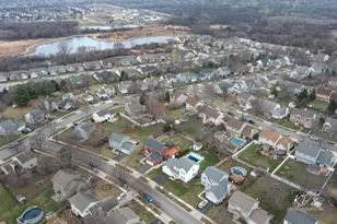 2478 Crystal Creek Ln, Elgin, IL 60124 - Photo 36