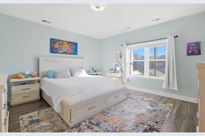 5539 W Drummond Place, Chicago, IL 60639 - Photo 12