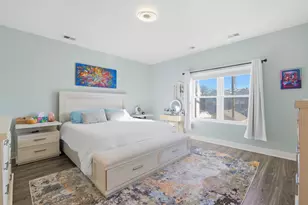 5539 W Drummond Pl, Chicago, IL 60639 - Photo 12