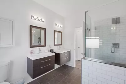 5539 W Drummond Place, Chicago, IL 60639 - Photo 16