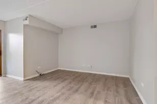 433 Cavalier Ct, West Dundee, IL 60118 - Photo 6