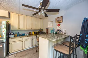 433 Cavalier Ct, West Dundee, IL 60118 - Photo 24