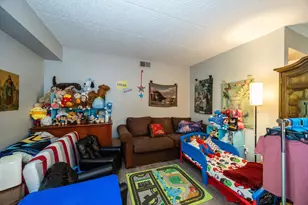 433 Cavalier Ct, West Dundee, IL 60118 - Photo 22