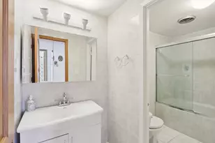 810 Silver Rock Ln, Buffalo Grove, IL 60089 - Photo 26