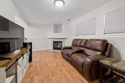 202 Centennial Drive, Hainesville, IL 60073 - Photo 12