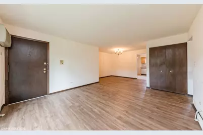 909 S McKinley Avenue #2B, Arlington Heights, IL 60005 - Photo 2