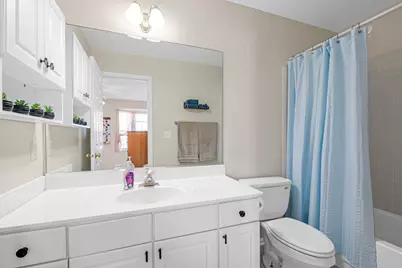 1326 Windsor Court, Geneva, IL 60134 - Photo 18