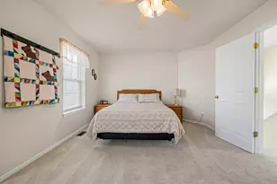 1326 Windsor Ct, Geneva, IL 60134 - Photo 14