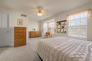 1326 Windsor Ct, Geneva, IL 60134 - Photo 16