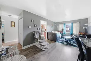 17841 Princeton Ln, Country Club Hills, IL 60478 - Photo 2