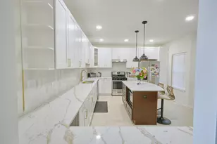 1150 Park Dr, Lake Geneva, WI 53147 - Photo 2