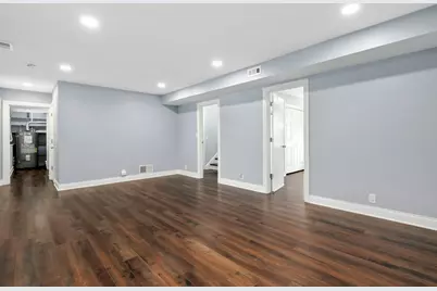 2004 E Parkview Circle, Hoffman Estates, IL 60169 - Photo 22