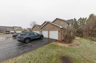 17330 Lakebrook Dr, Orland Park, IL 60467 - Photo 16