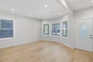 821 N Lockwood Ave, Chicago, IL 60651 - Photo 8