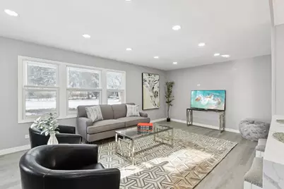 4N327 7th Avenue, Addison, IL 60101 - Photo 8