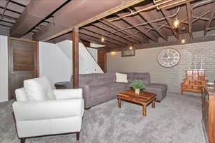 1865 Kevin Ave, Elgin, IL 60123 - Photo 30