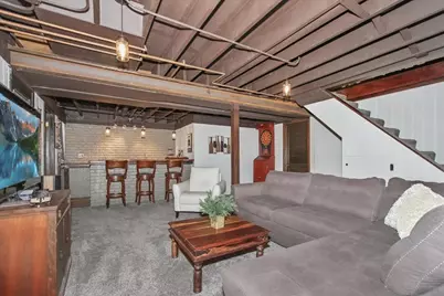 [Address not provided], Elgin, IL 60123 - Photo 24