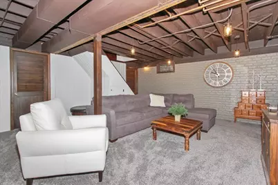 [Address not provided], Elgin, IL 60123 - Photo 22