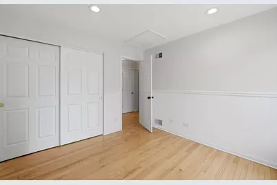 348 Richard Court, Vernon Hills, IL 60061 - Photo 20