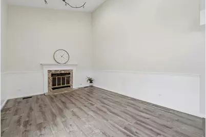 348 Richard Court, Vernon Hills, IL 60061 - Photo 8