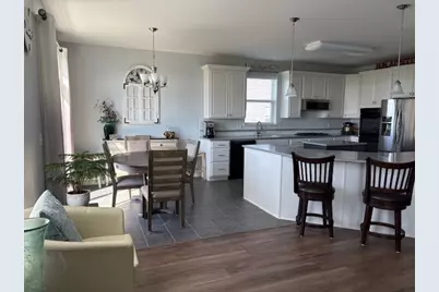 [Address not provided], Yorkville, IL 60560 - Photo 8