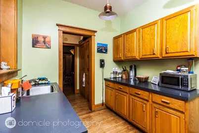 3747 N Pine Grove Avenue #1, Chicago, IL 60613 - Photo 4