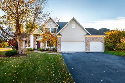 130 Alderwood Lane, Aurora, IL 60504 - Photo 2