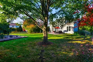 130 Alderwood Ln, Aurora, IL 60504 - Photo 42