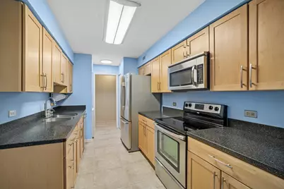 1671 Mission Hills Road #206, Northbrook, IL 60062 - Photo 4