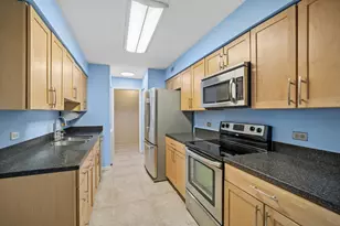 1671 Mission Hills Rd, Northbrook, IL 60062 - Photo 4