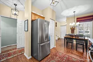 2187 Vanderbilt Dr, Geneva, IL 60134 - Photo 10