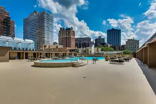 655 W Irving Park Rd, Chicago, IL 60613 - Photo 26