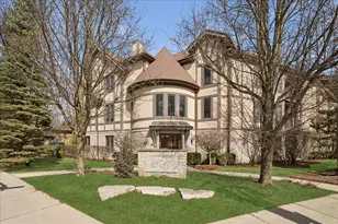 695 Roger Williams Ave, Highland Park, IL 60035 - Photo 1