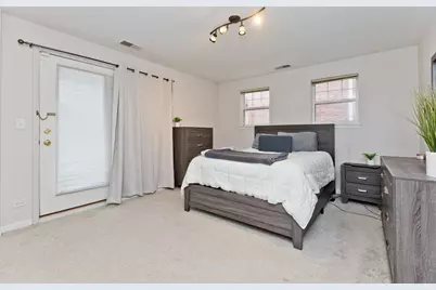 1156 N Howe Street #B, Chicago, IL 60610 - Photo 8