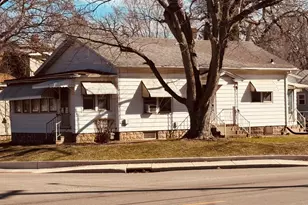 1902 N Broadway St, Peoria, IL 61604 - Photo 12