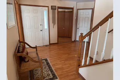 1800 Monterey Court, Hoffman Estates, IL 60169 - Photo 4