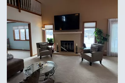 1800 Monterey Court, Hoffman Estates, IL 60169 - Photo 6