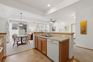 13488 Delaney Rd, Huntley, IL 60142 - Photo 8