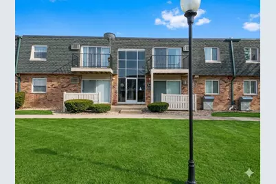 9954 S 84th Terrace #109, Palos Hills, IL 60465 - Photo 1