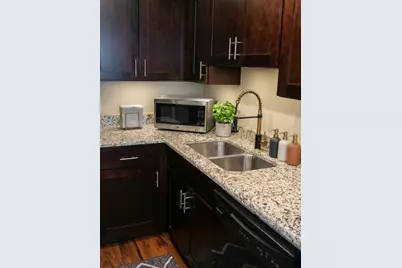 7449 Washington Street #305, Forest Park, IL 60130 - Photo 6