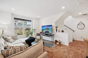 9245 Harlowe Ln, Orland Park, IL 60462 - Photo 4