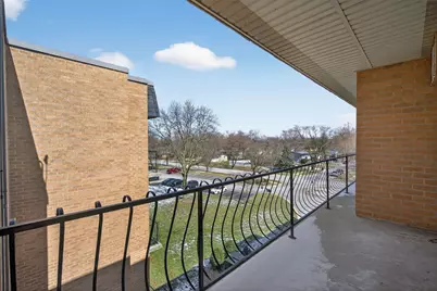 931 W Arquilla Drive #415, Glenwood, IL 60425 - Photo 4