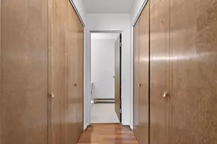 931 W Arquilla Dr, Glenwood, IL 60425 - Photo 8