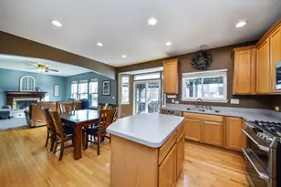 1836 Aster Dr, Yorkville, IL 60560 - Photo 10