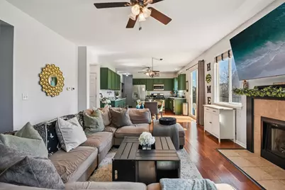 6427 Midleton Lane, McHenry, IL 60050 - Photo 2