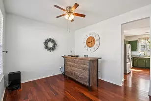 6427 Midleton Ln, McHenry, IL 60050 - Photo 10