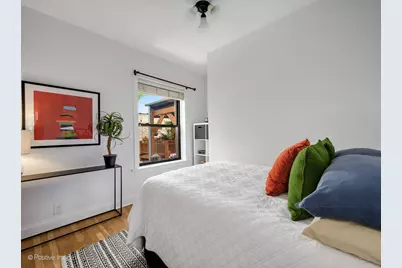 1310 W Montrose Avenue #3, Chicago, IL 60613 - Photo 12