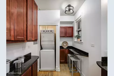 1310 W Montrose Avenue #3, Chicago, IL 60613 - Photo 16
