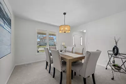 225 N Canterbury Road, Aurora, IL 60506 - Photo 10