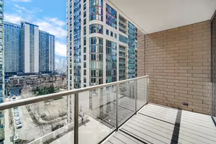 420 E Waterside Dr, Chicago, IL 60601 - Photo 18